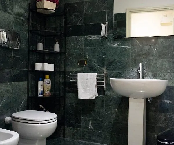 Tritone Apartman *